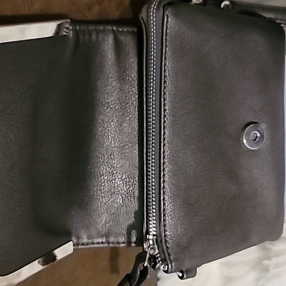 Charming Charlie wristlet - Picture 9 of 12